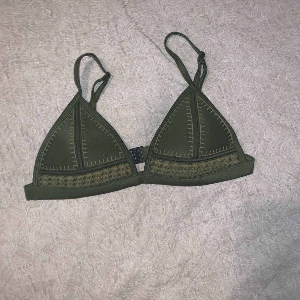 Triangl bikini top
